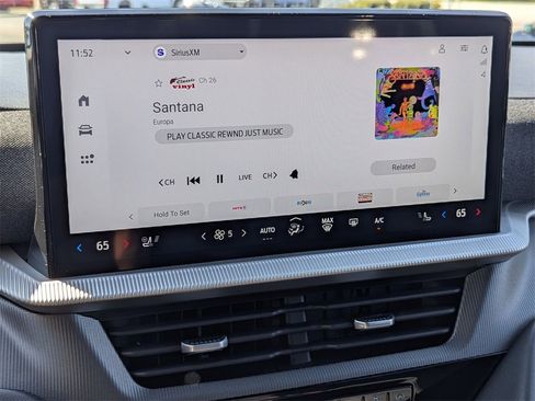 Used 2025 Ford Explorer ST-Line w/ ST-Line Street Pack image 19