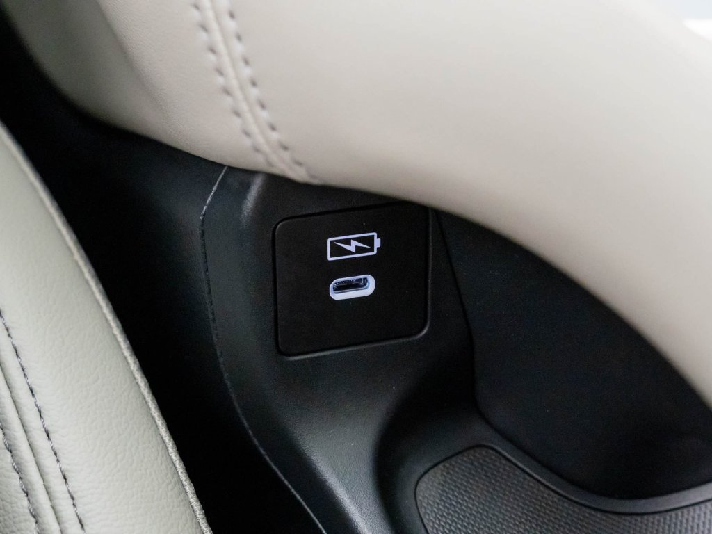 Certified 2026 Honda HR-V EX-L image 30