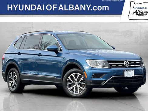 Used 2020 Volkswagen Tiguan SE w/ 3rd Row Seat Package image 1