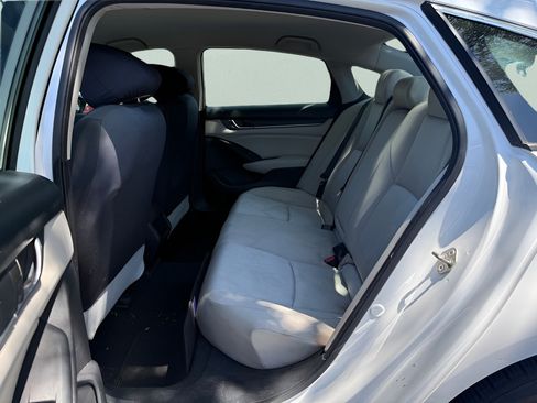 Used 2019 Honda Accord LX image 11