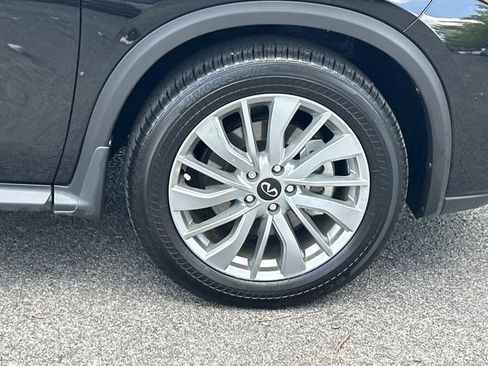 Certified 2025 INFINITI QX50 Pure AWD/4WD image 9