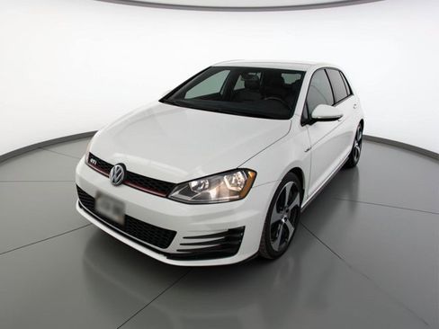 Used 2017 Volkswagen GTI S image 1