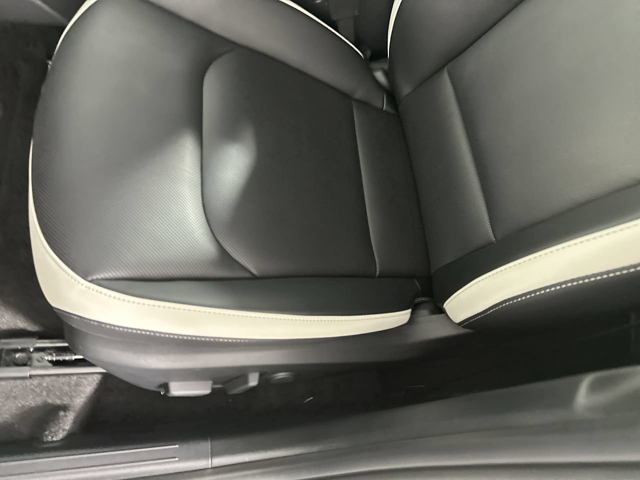New 2027 Kia K4 GT-Line FWD image 7