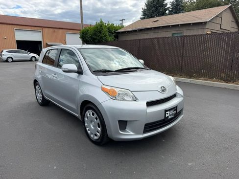 Used 2012 Scion xD FWD image 3