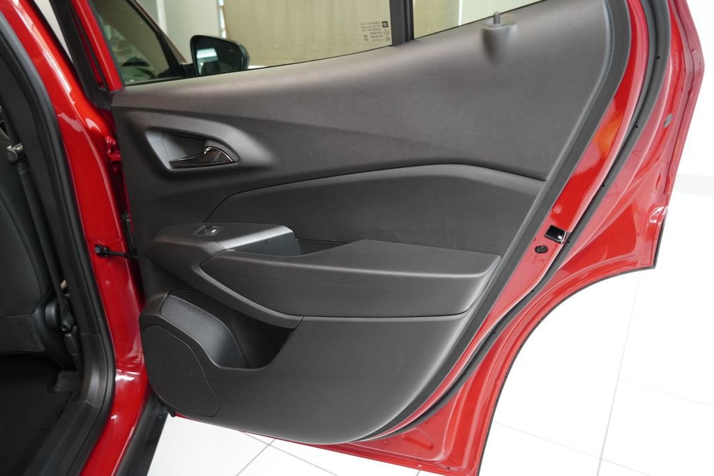 Used 2026 Chevrolet Trax RS w/ Driver Confidence Package FWD image 28