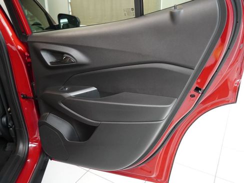 Used 2026 Chevrolet Trax RS w/ Driver Confidence Package FWD image 28