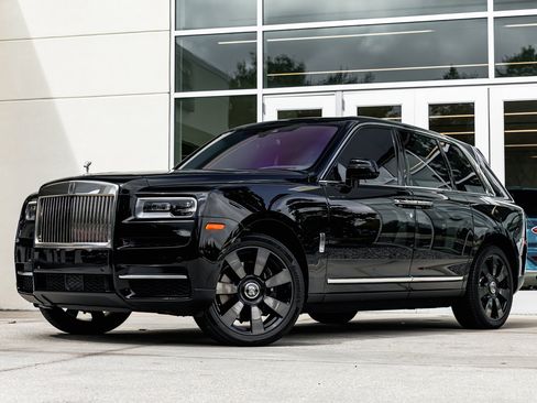 Certified 2023 Rolls-Royce Cullinan image 10