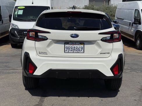Used 2024 Subaru Crosstrek 2.0i AWD/4WD image 10