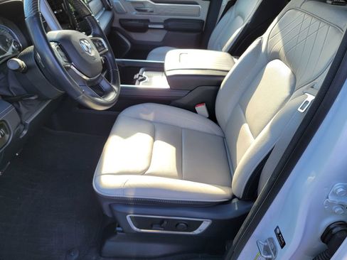 Used 2022 RAM 1500 Limited image 11