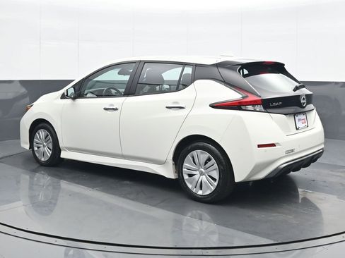 Used 2023 Nissan Leaf S image 4