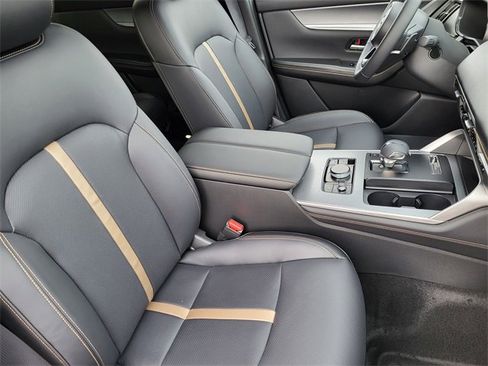 New 2025 MAZDA CX-70 3.3 Turbo S w/ Premium Package image 16