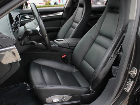 Used 2012 Porsche Panamera image 15