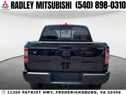 Used 2023 Nissan Frontier PRO-4X w/ Pro Convenience Package AWD/4WD image 18