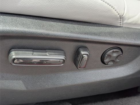 Used 2021 Honda CR-V Touring image 21