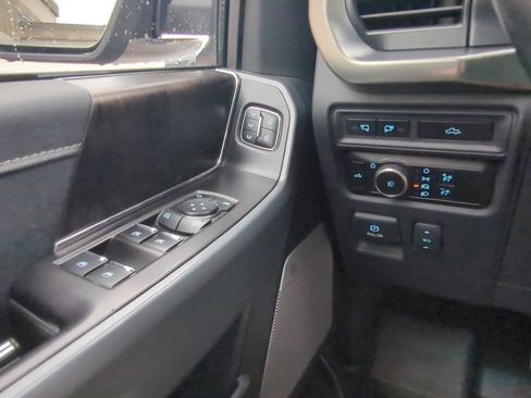 Used 2023 Ford F150 Lariat w/ Equipment Group 502A High image 24