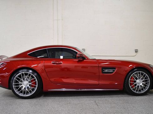 Used 2020 Mercedes-Benz AMG GT C image 4