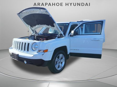 Used 2011 Jeep Patriot Latitude AWD/4WD image 14