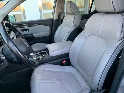 Certified 2023 Honda Pilot Elite image 12