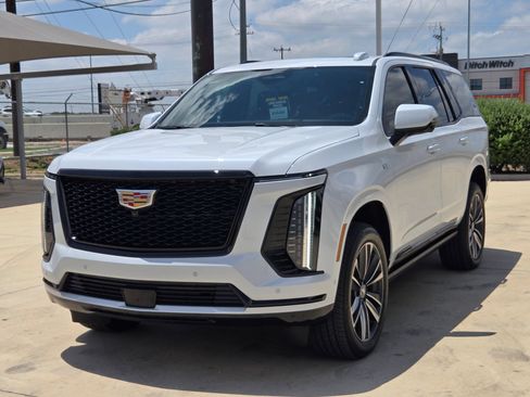 Certified 2026 Cadillac Escalade Sport AWD/4WD image 3