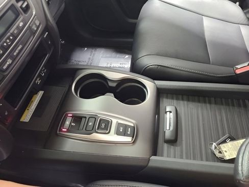 Used 2023 Honda Passport EX-L image 32