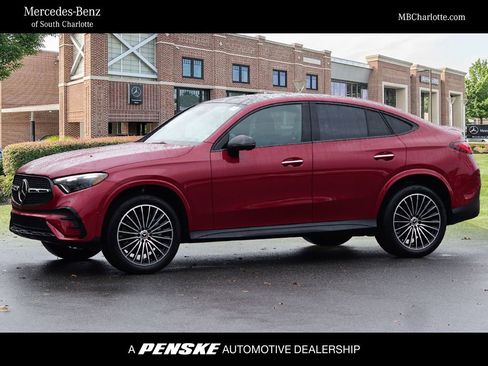 Certified 2025 Mercedes-Benz GLC 300 4MATIC image 1