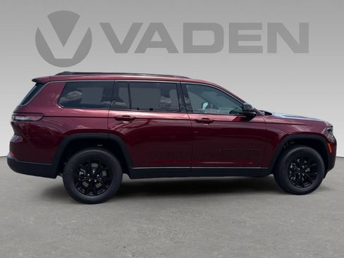 New 2026 Jeep Grand Cherokee L 2WD image 6