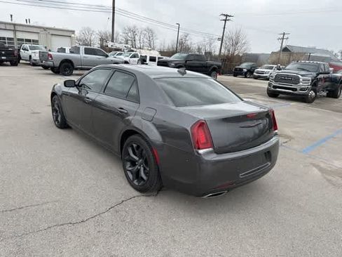 Used 2023 Chrysler 300 S image 20