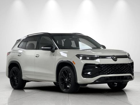 New 2026 Volkswagen Tiguan SE R-Line AWD/4WD image 7
