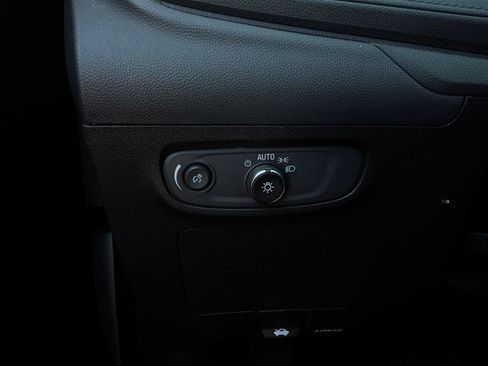 Used 2025 Buick Encore GX Preferred FWD image 18