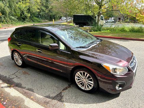 Used 2013 Subaru Impreza 2.0i Limited image 3