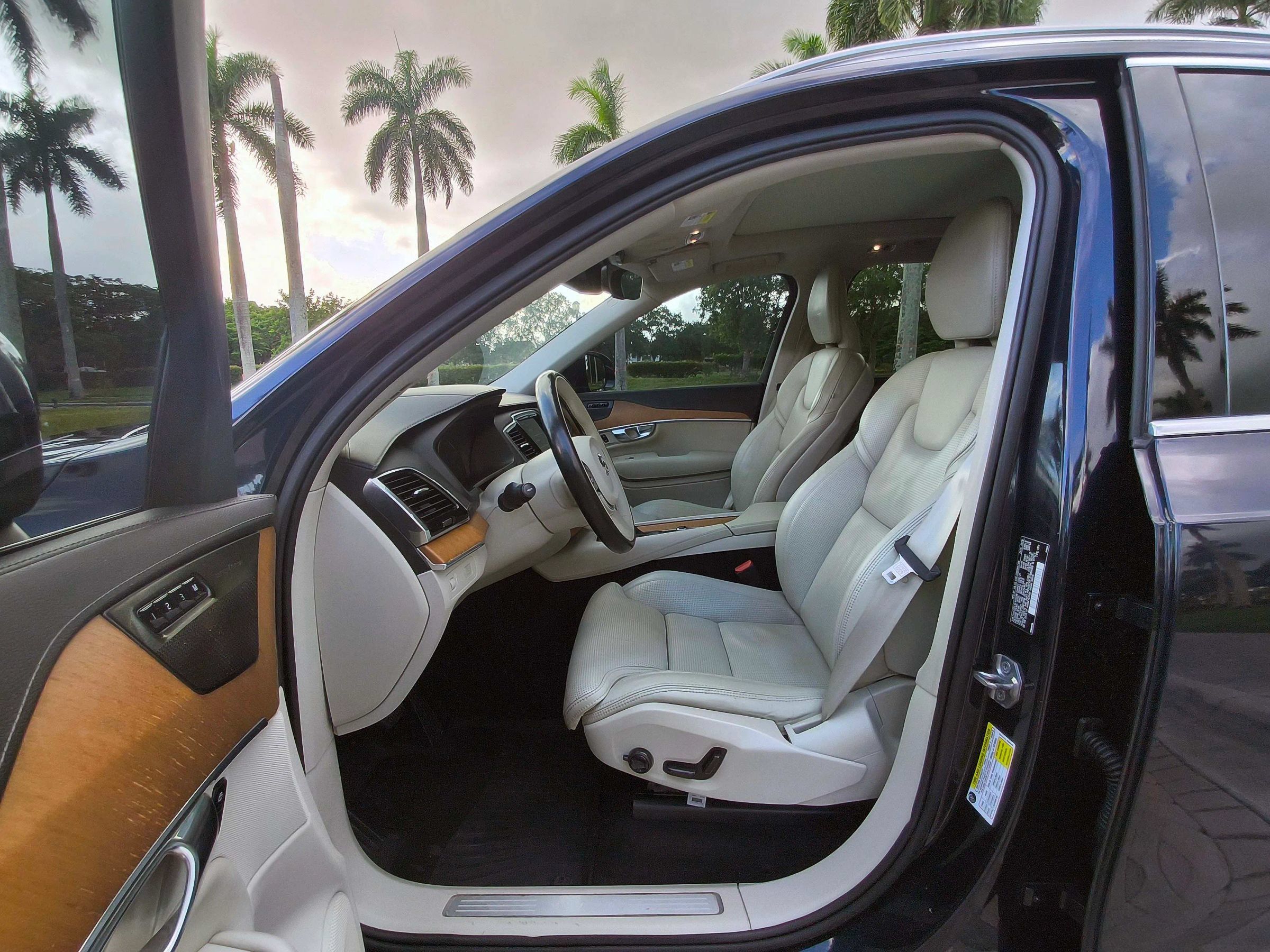Used 2019 Volvo XC90 T6 Inscription w/ Advanced Package AWD/4WD image 28