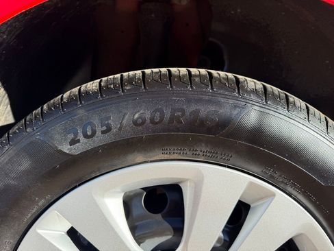 Used 2020 Kia Soul LX image 12