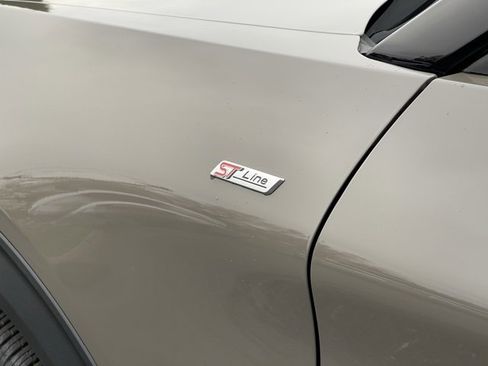 New 2026 Ford Explorer ST-Line w/ ST-Line Street Pack image 6