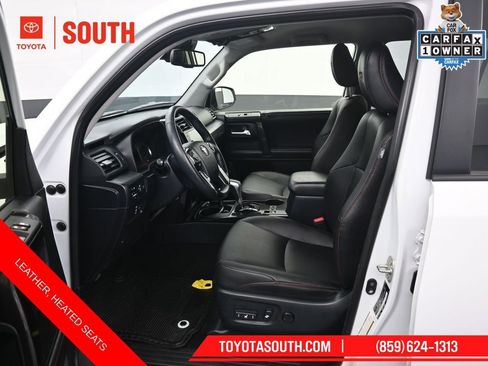 Used 2024 Toyota 4Runner TRD Off-Road Premium AWD/4WD image 9