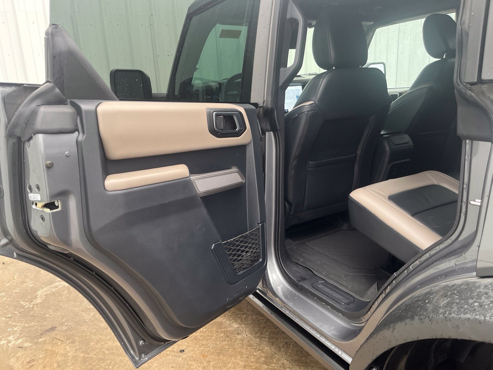 Used 2023 Ford Bronco Wildtrak AWD/4WD image 11