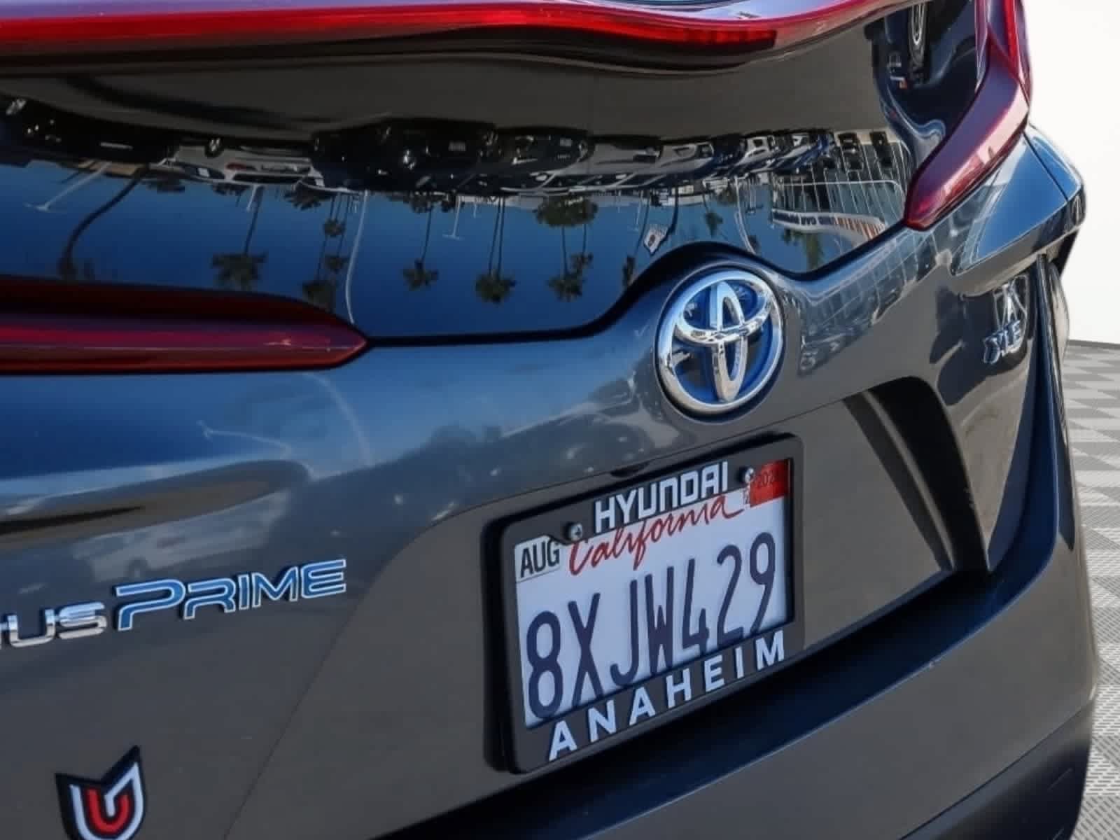 Used 2022 Toyota Prius Prime XLE FWD image 12
