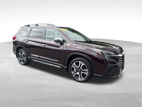 Used 2023 Subaru Ascent Touring AWD/4WD image 2