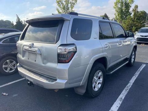 Used 2020 Toyota 4Runner SR5 Premium w/ Moonroof Package RWD image 14