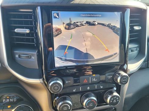 New 2026 RAM 1500 Big Horn AWD/4WD image 9
