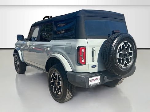Used 2023 Ford Bronco Outer Banks AWD/4WD image 5