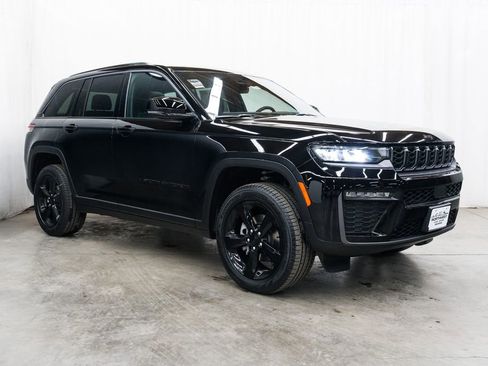 New 2026 Jeep Grand Cherokee Limited image 1