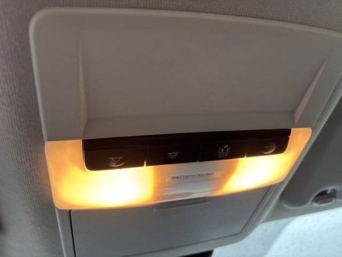 Used 2022 Nissan Sentra SV image 26