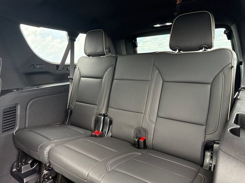 New 2026 GMC Yukon XL Elevation w/ Elevation Premium Package AWD/4WD image 34