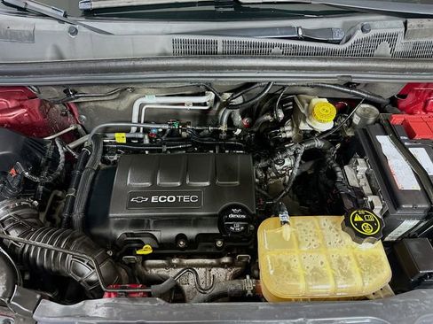 Used 2016 Chevrolet Trax LTZ w/ LPO, Cargo Package FWD image 31