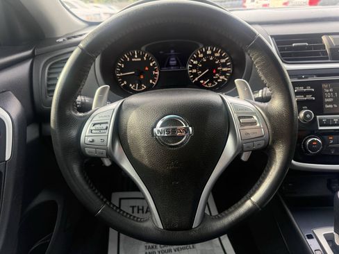 Used 2018 Nissan Altima 2.5 SR FWD image 23