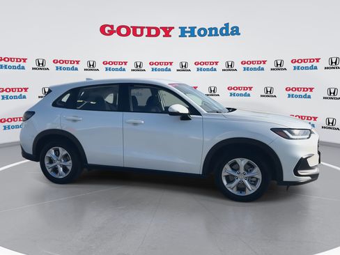 Certified 2023 Honda HR-V LX image 2