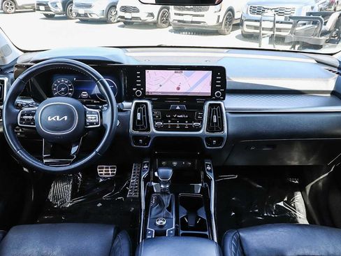 Used 2022 Kia Sorento SX FWD image 13