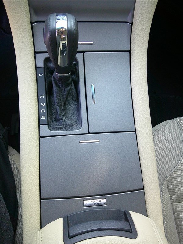 Used 2013 Ford Taurus SEL FWD image 15