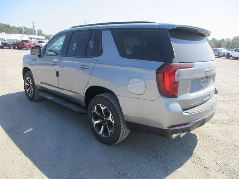 New 2026 GMC Yukon AT4 AWD/4WD image 6