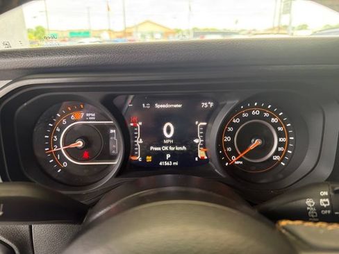 Used 2024 Jeep Wrangler Unlimited Sport AWD/4WD image 15